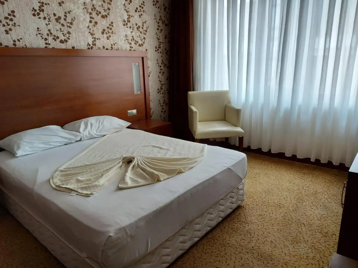 Paluri Otel Hopa