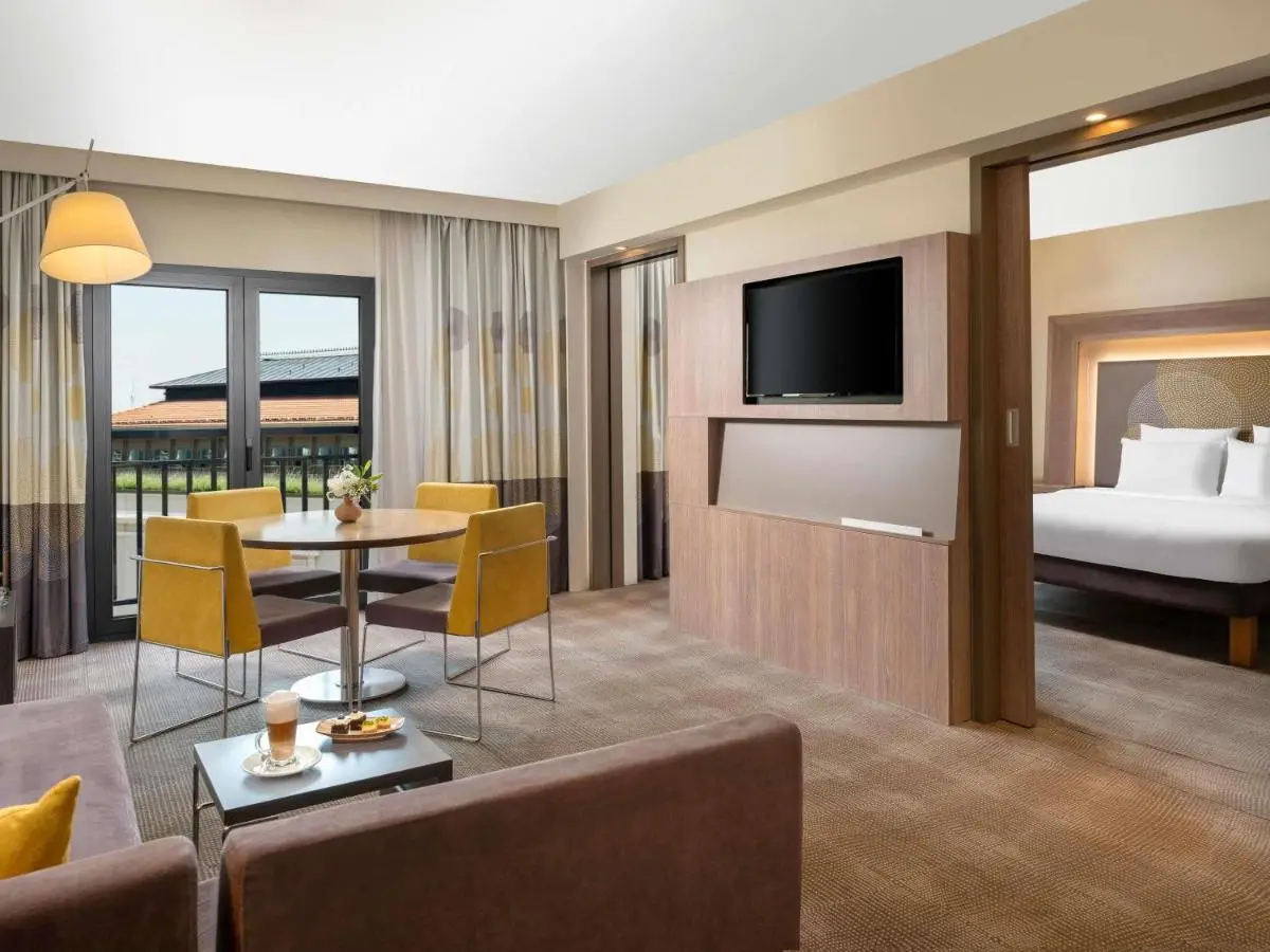 Novotel Istanbul Bosphorus Hotel