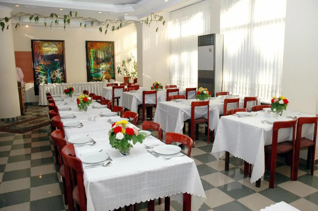 Avlonya Hotel