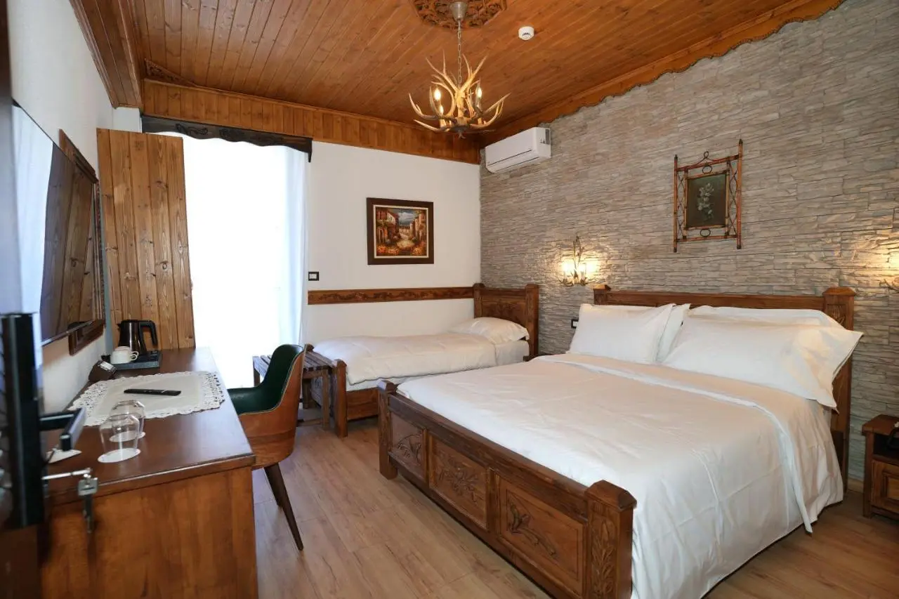City Street Hotel