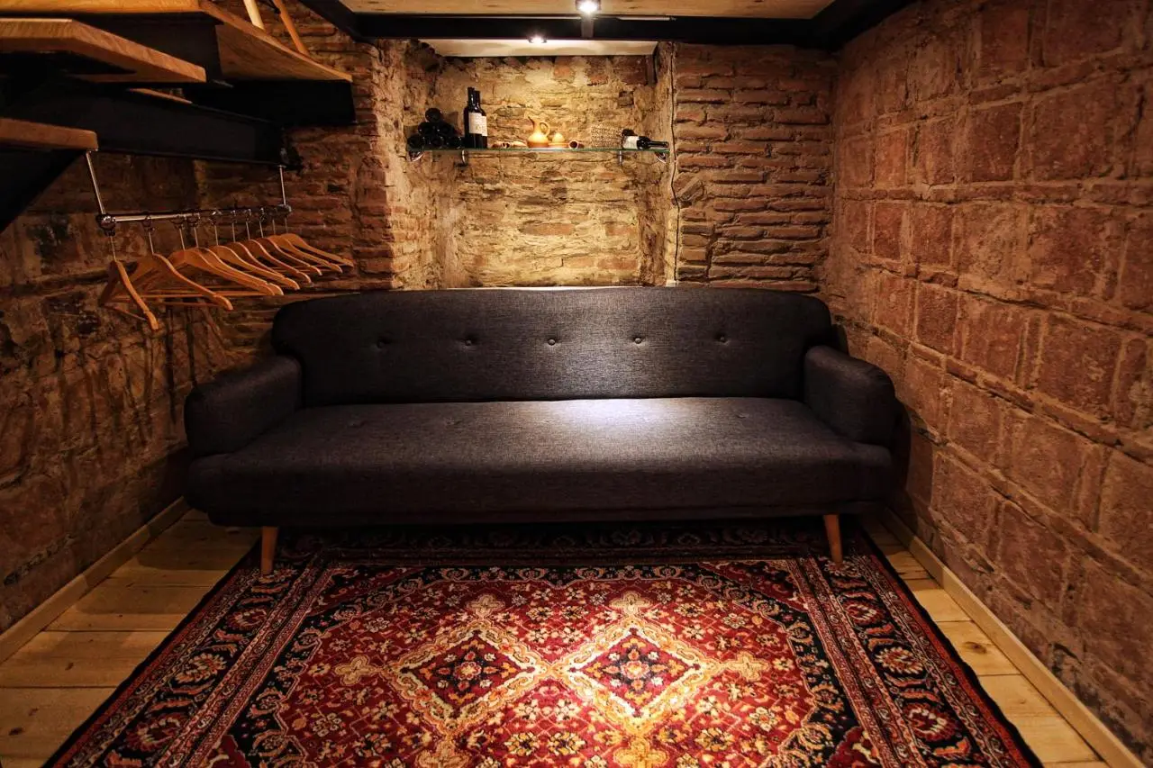 Ethno House TG