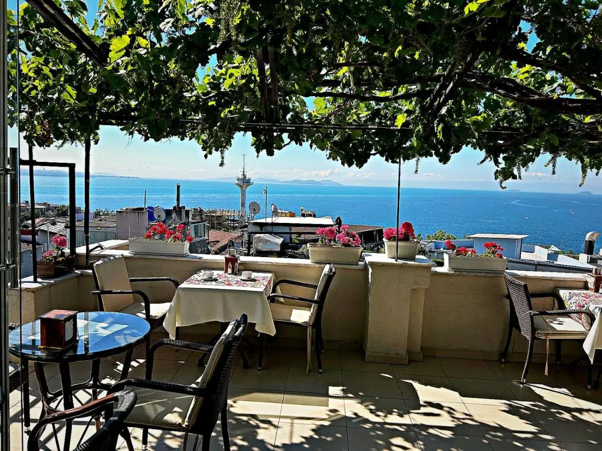 Hotel Buhara Family Inn