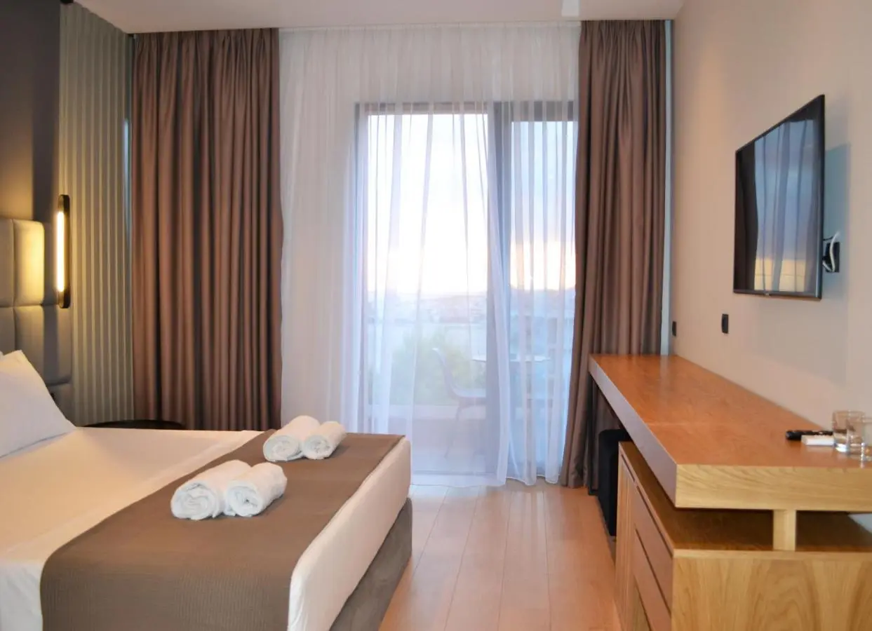 ArtNest Boutique Hotel & Suites