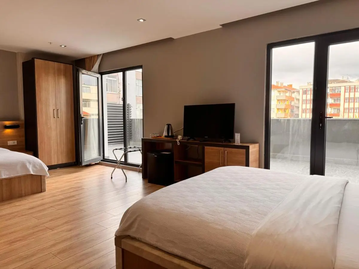 İNNPORT HOTEL