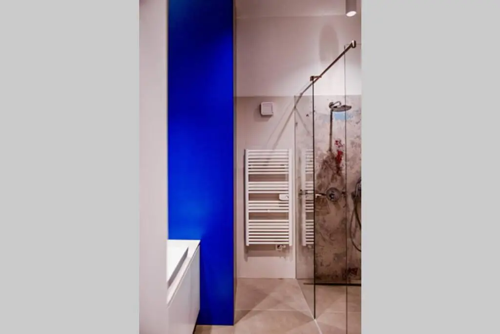 Modern & Comfortable Apartment in the City Center