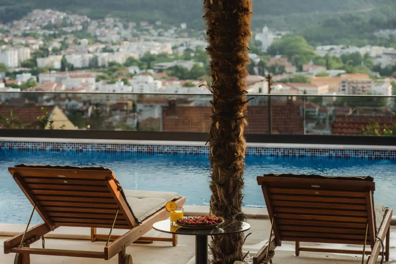 Villa View Mostar with Heated Pool & Jacuzzi