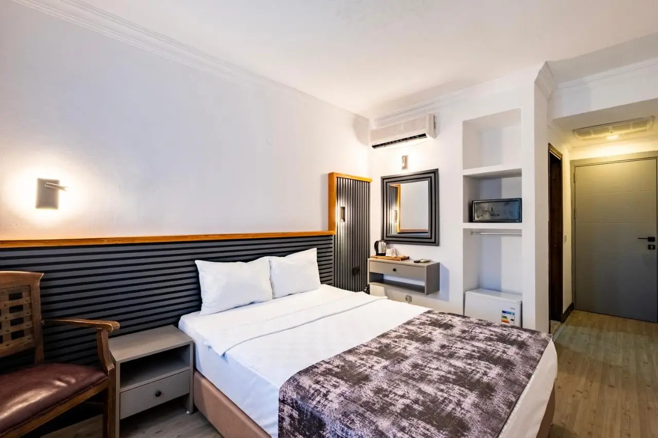 Costa Bitezhan Beach Hotel