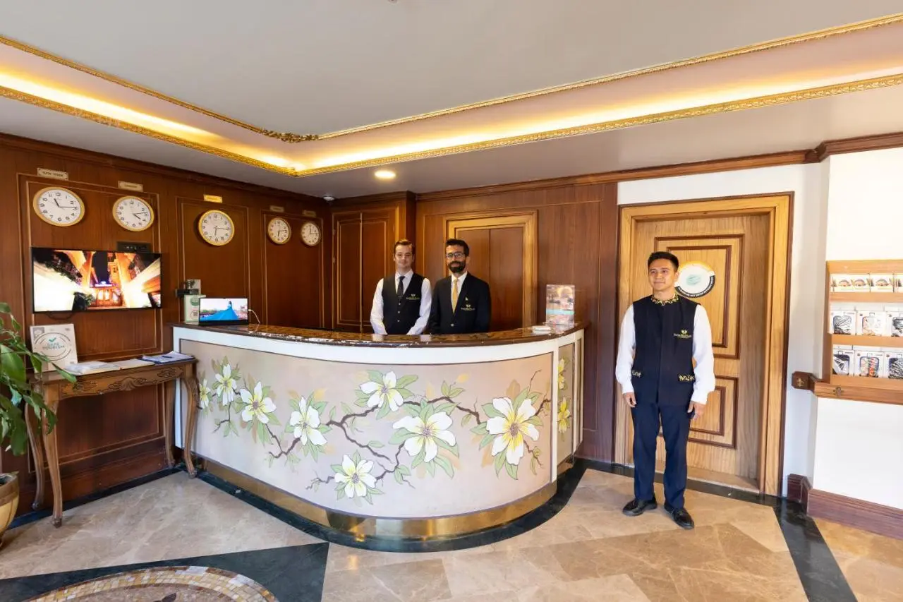 Seven Hills Palace & Spa