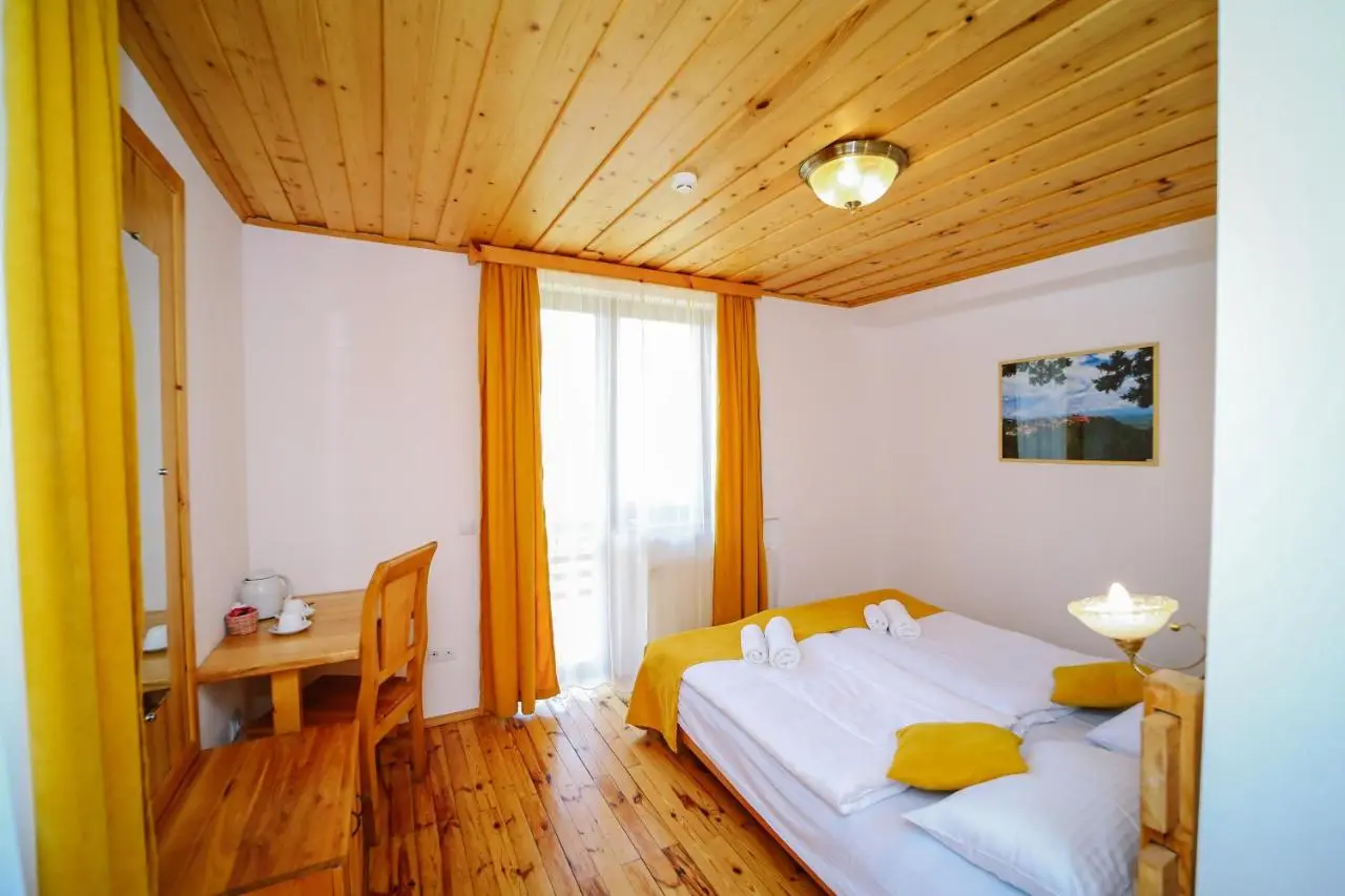 Alpenhaus Kazbegi Hotel & Restaurant