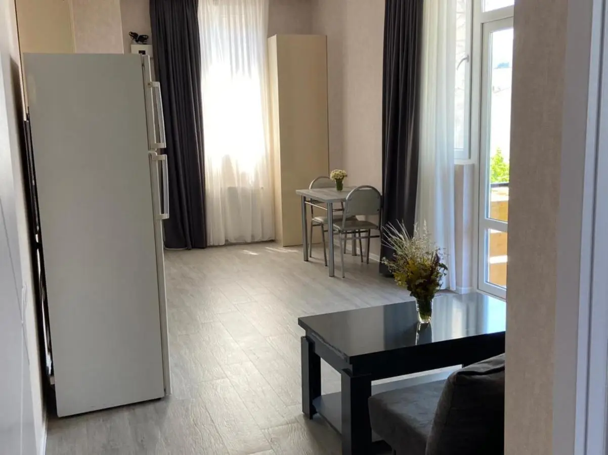 Nikas apartment with balcony in old Tbilisi