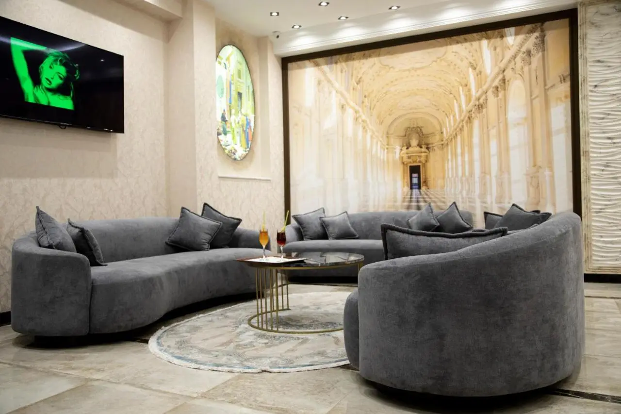 Essam Deluxe Hotel