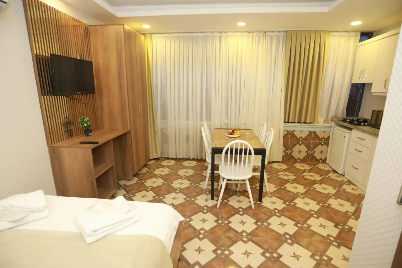 IMMORTELLE HOTEL lord sophiha