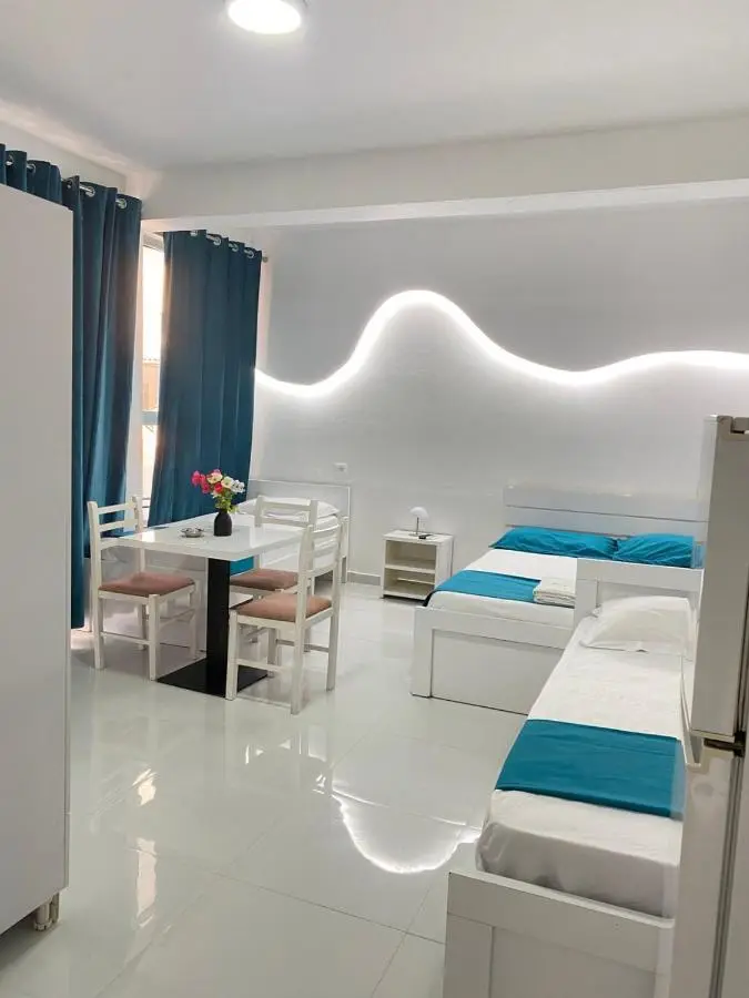 Rai Rooms