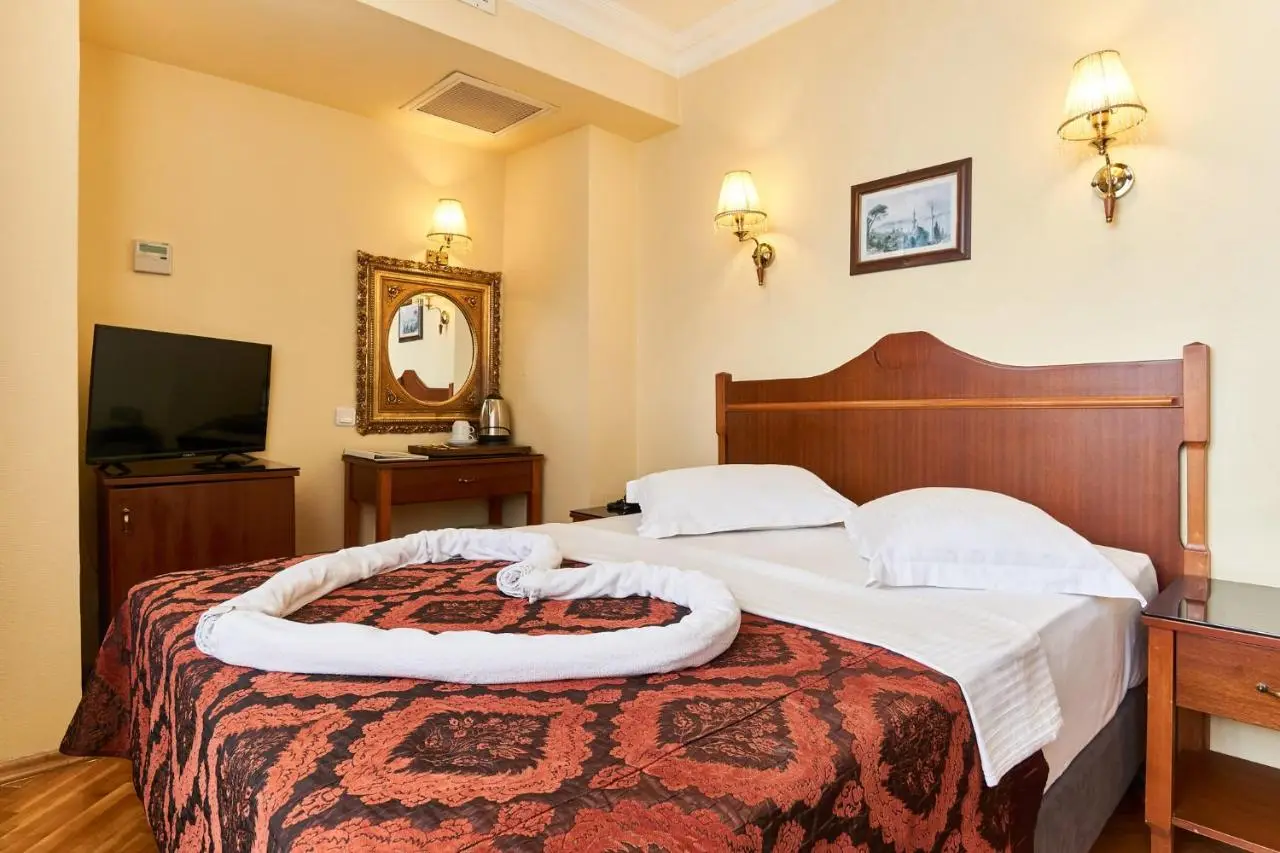 Amber Hotel & Spa