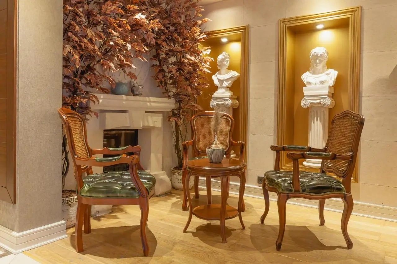 Lord Morgan & Exclusive Design Residence Cihangir