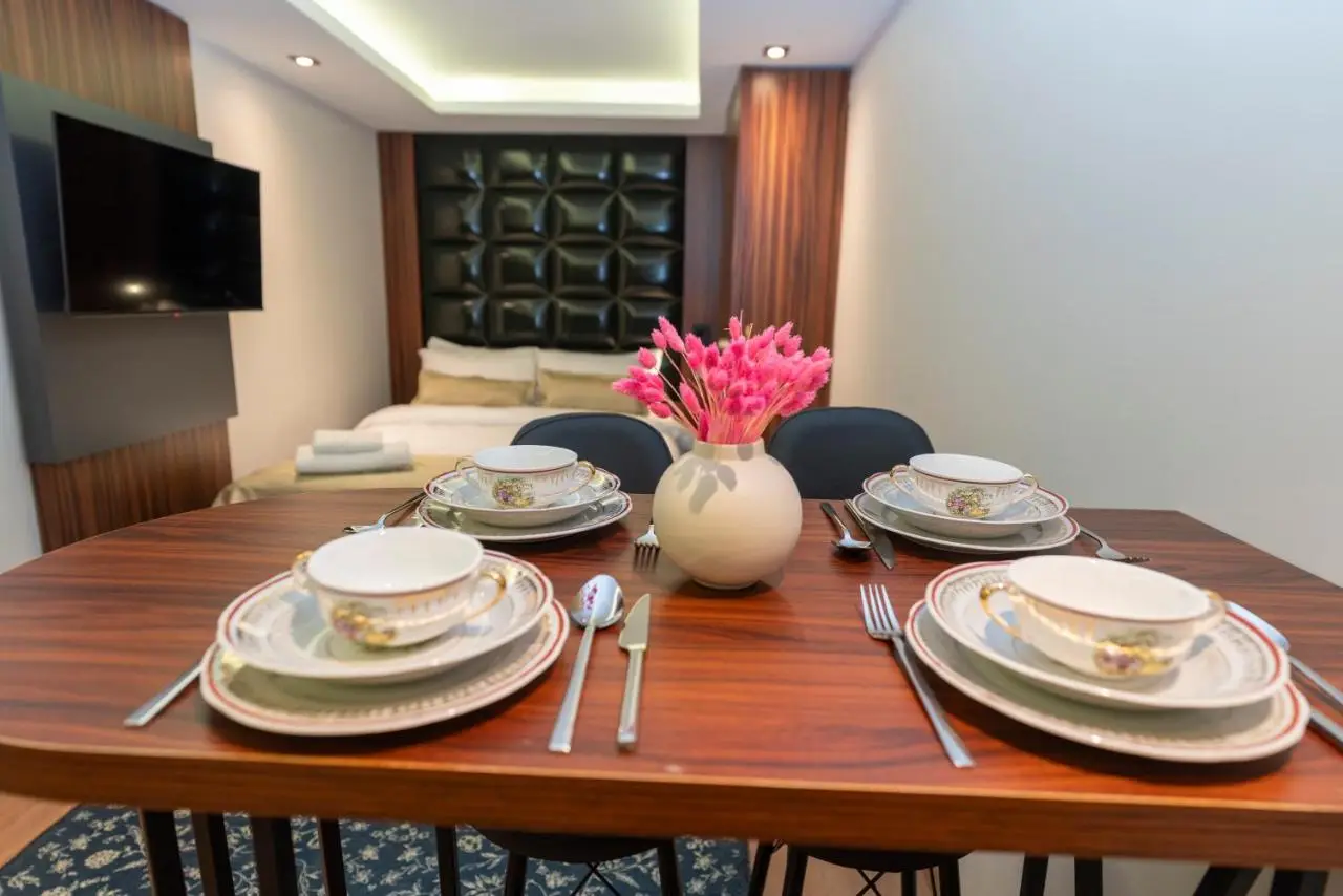 THE MUA LUXURY HOMEs