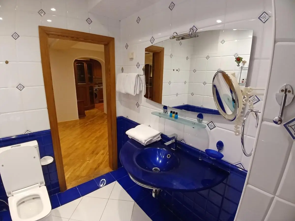 F1 Luxury Apartment