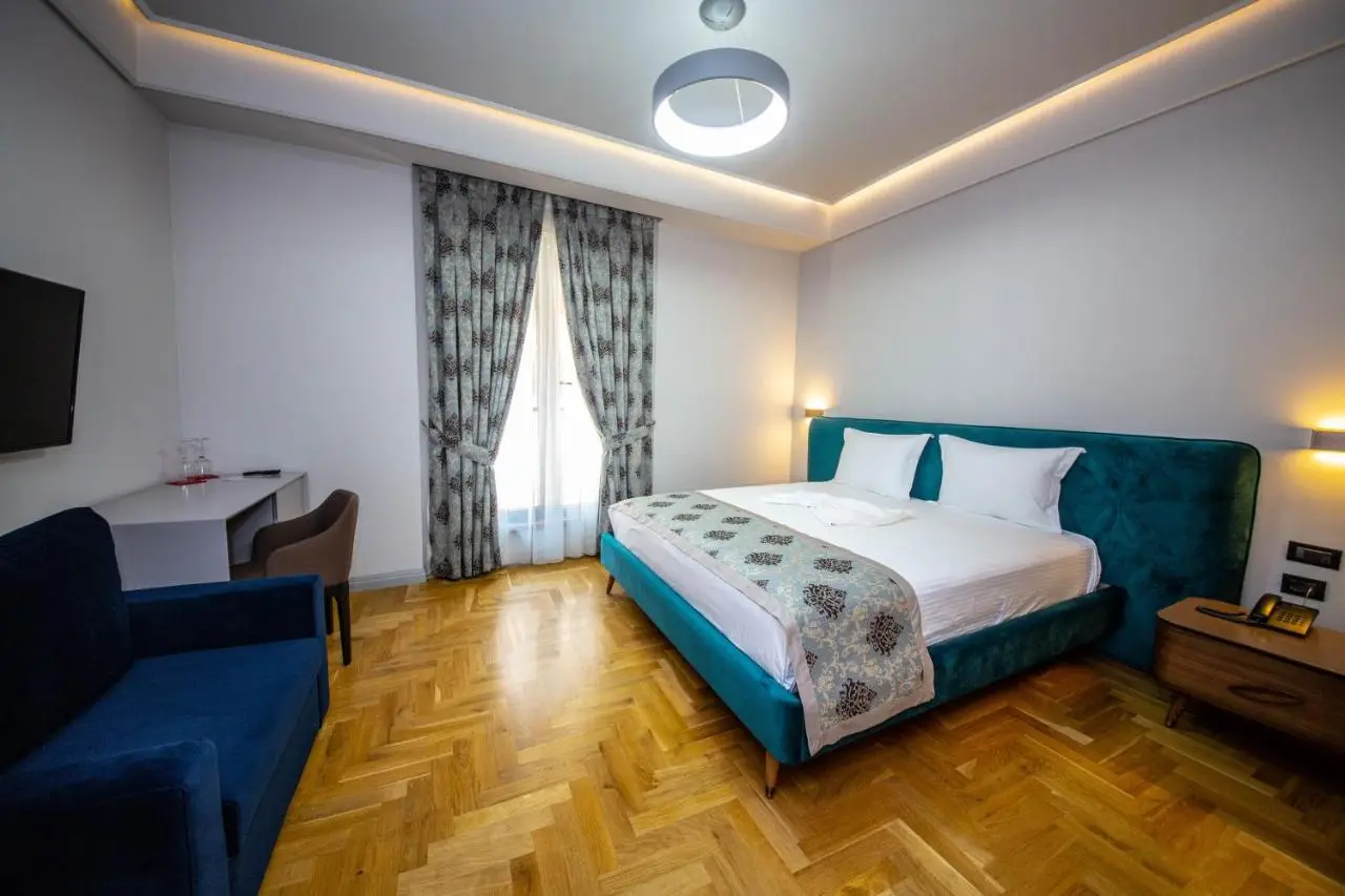 City Center Hotel