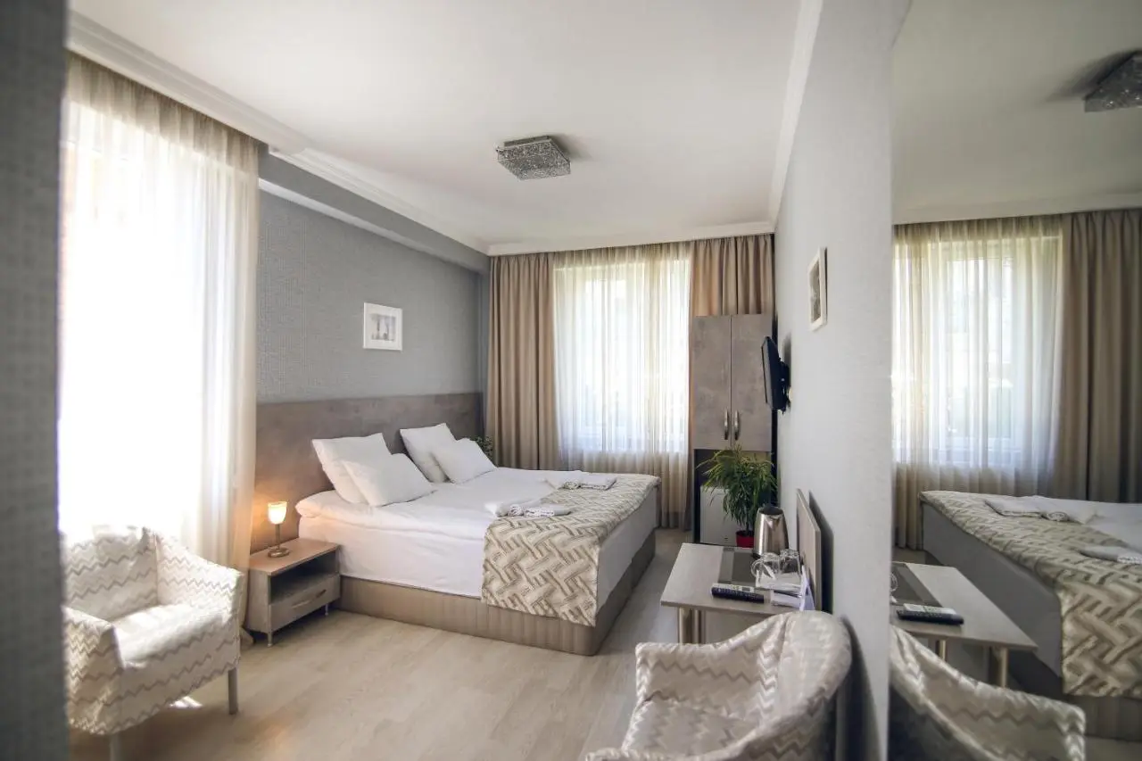 Hotel Kera