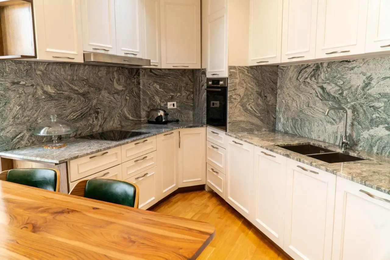 Signature apartment 12