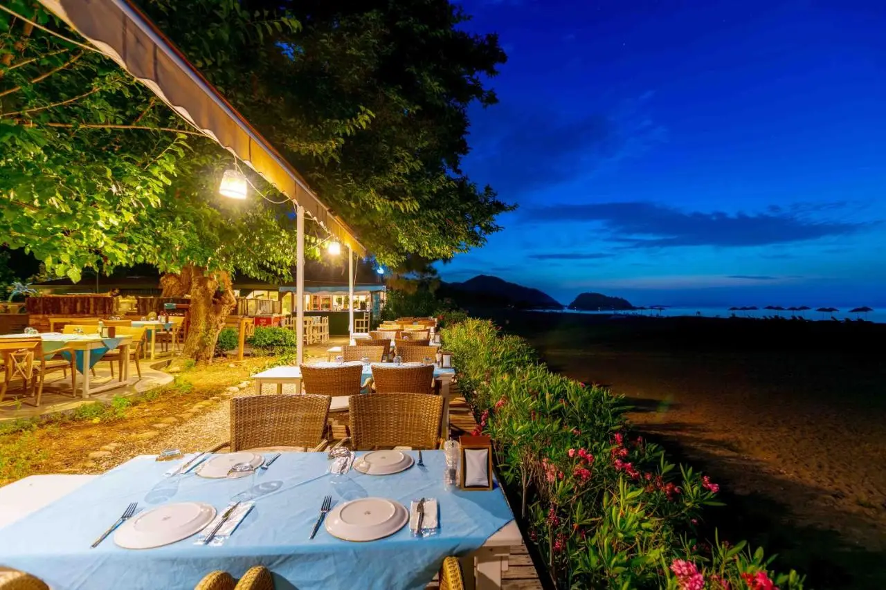 Etenna Beach Bungalows