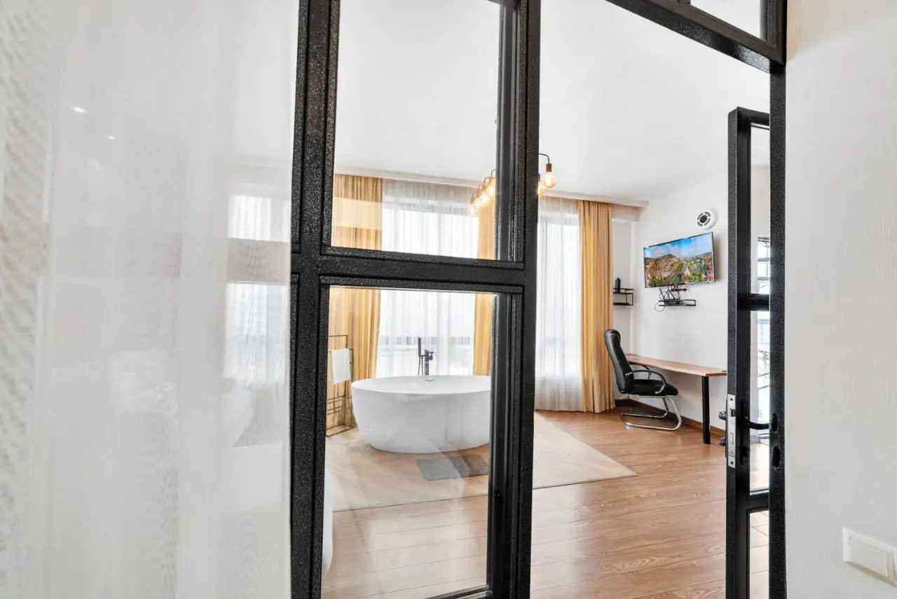 LUXURY APARTMENT IN OLD TBILISI WITH TERRACe