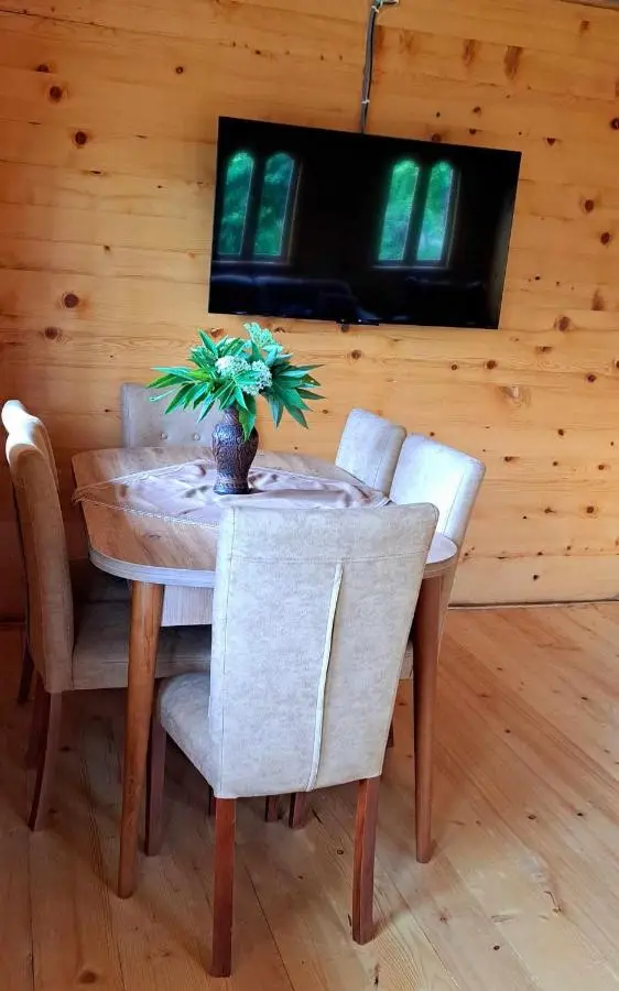 Wooden House Garetke