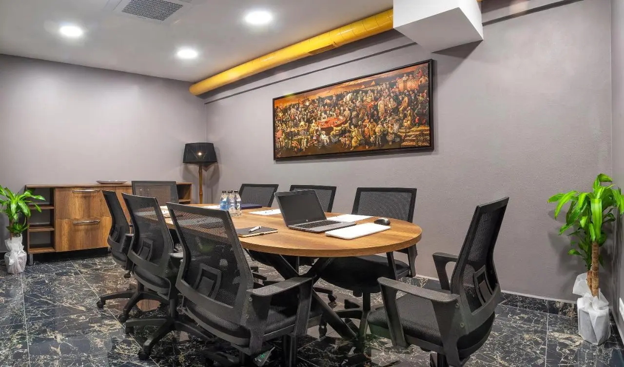 Hotel Bossuite Business