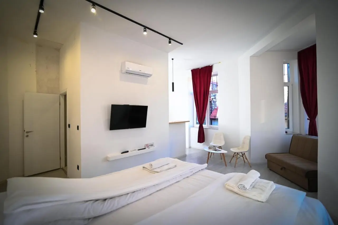 Old Town Pearl Apartments