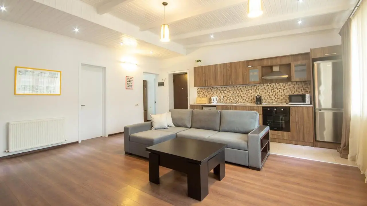 Big Terrace apartment on Liberty Square