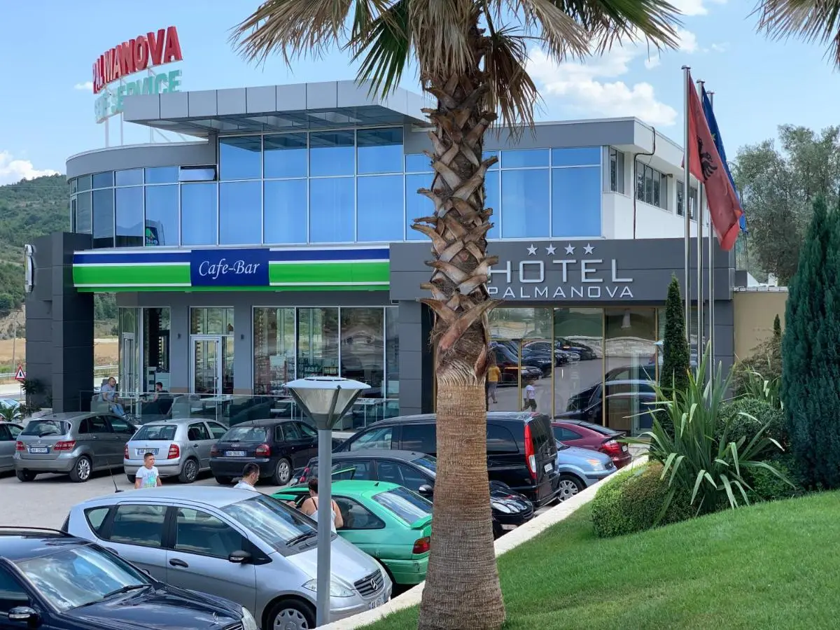 PalmaNova Resort