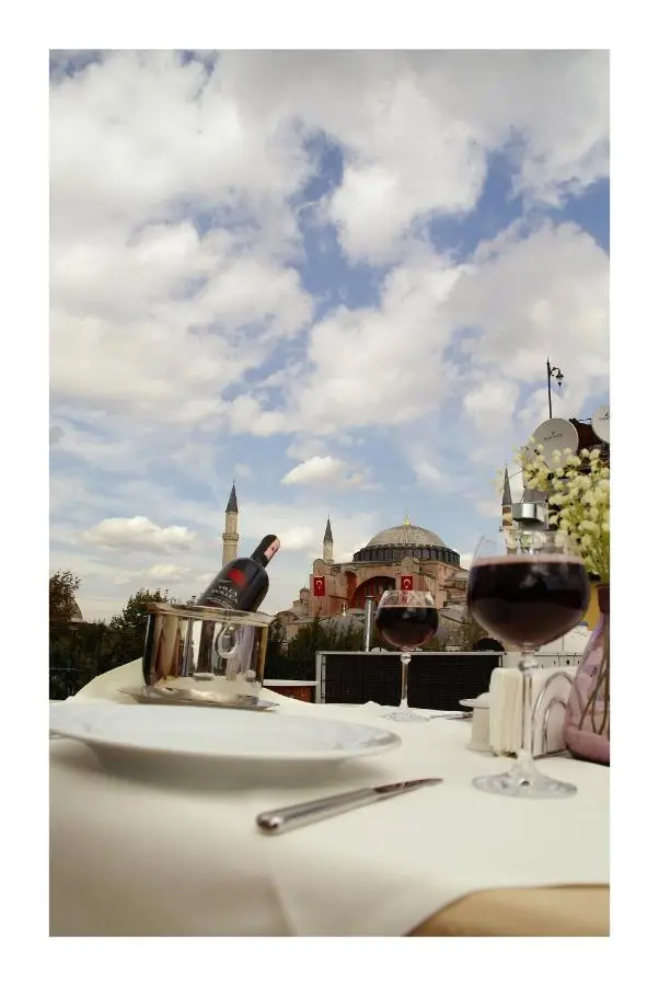 Seven Hills Boutique Hotel