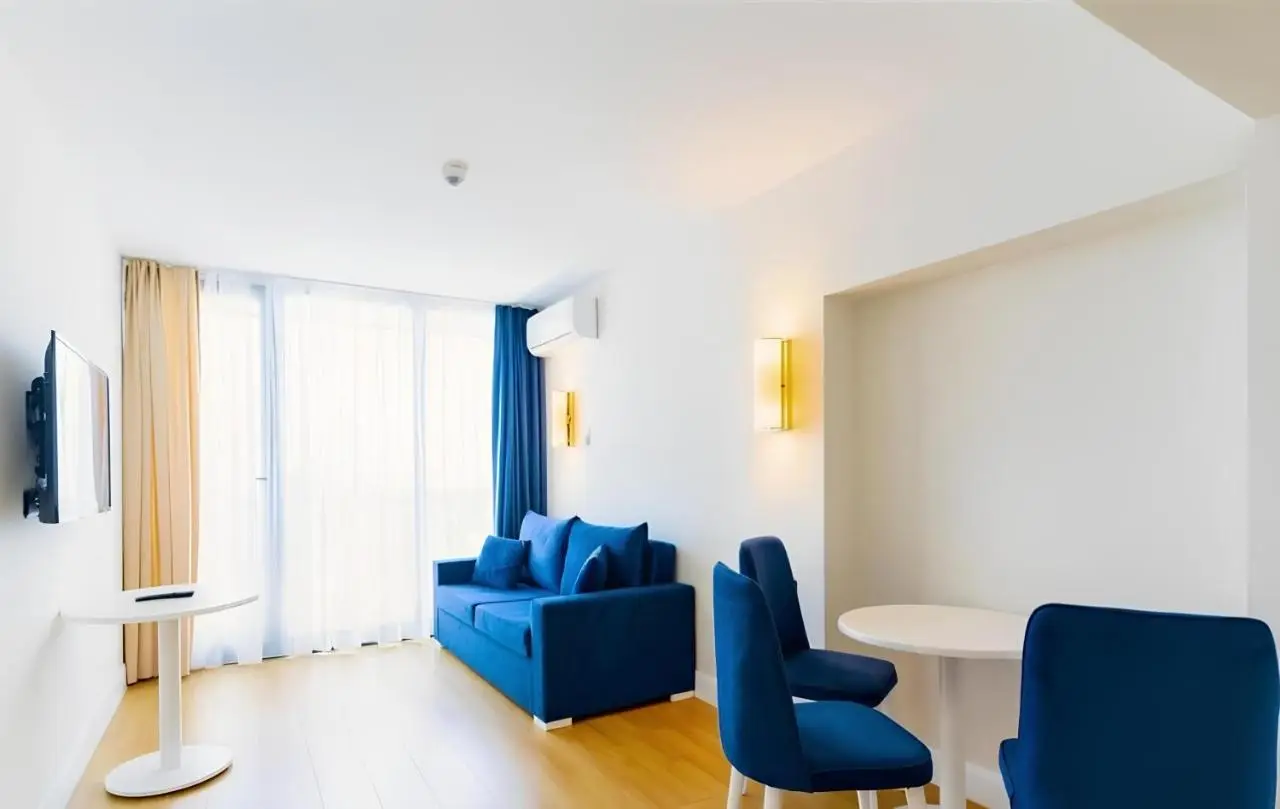 Superior Aparthotel in ORBI city