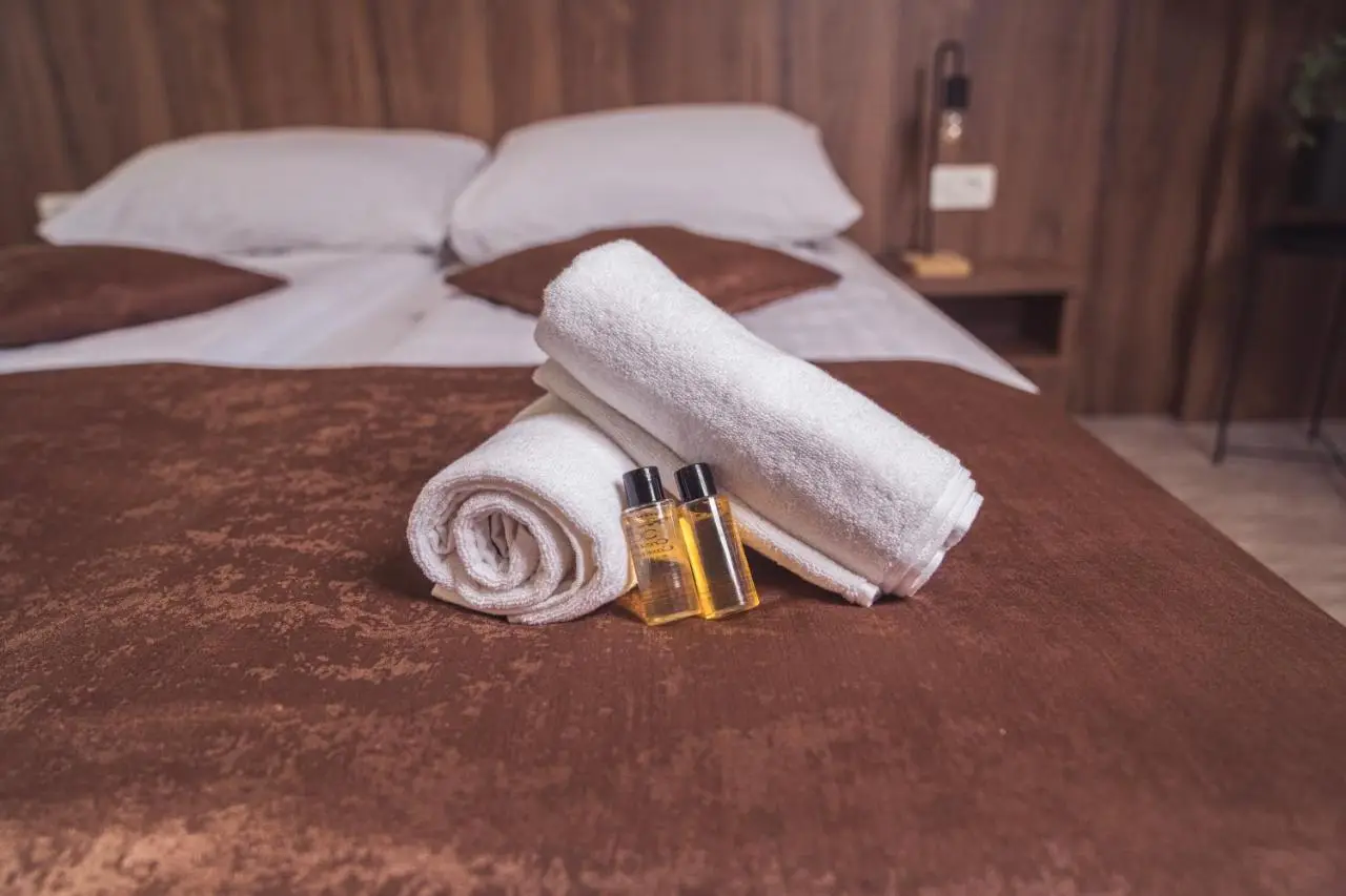 Hotel Tazz - River Front Oasis Collection