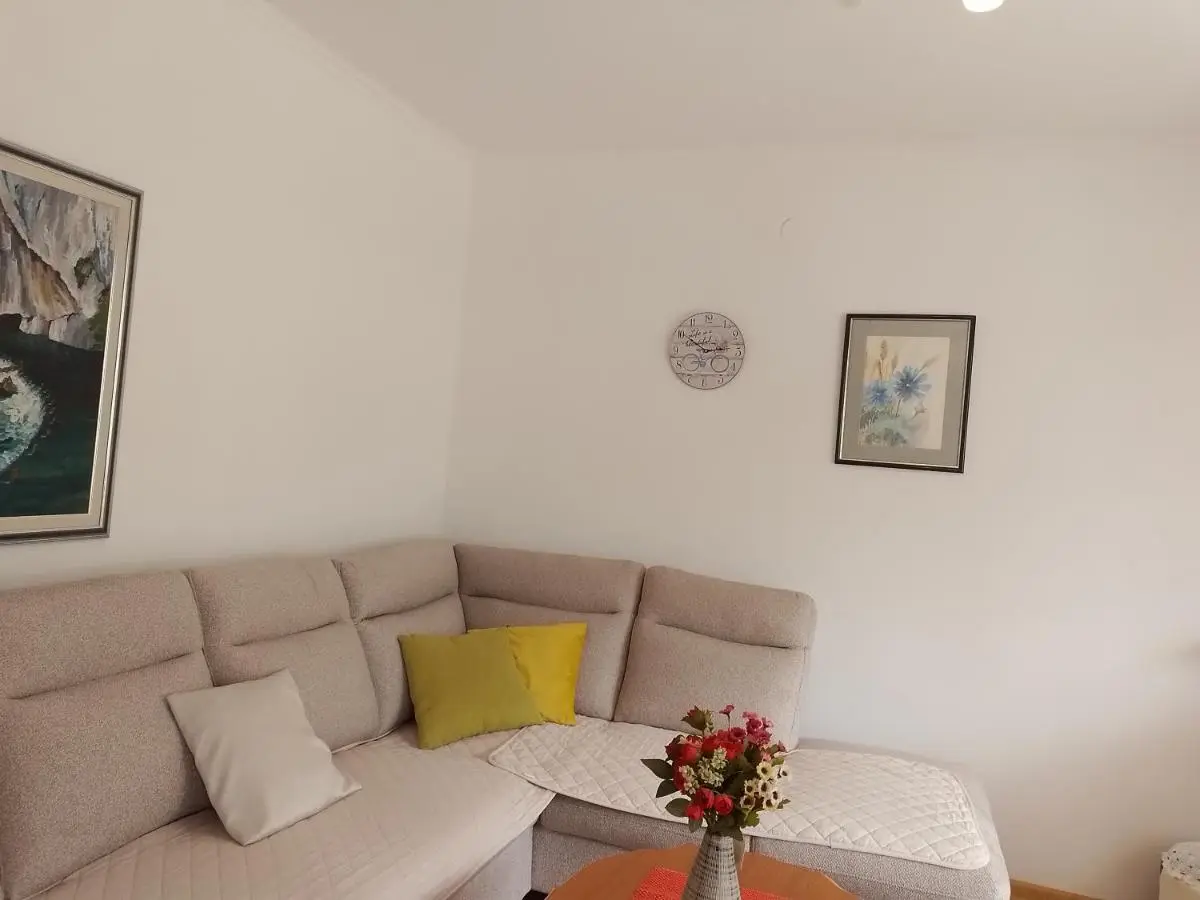 Guesthouse Sanja - Apartments 212