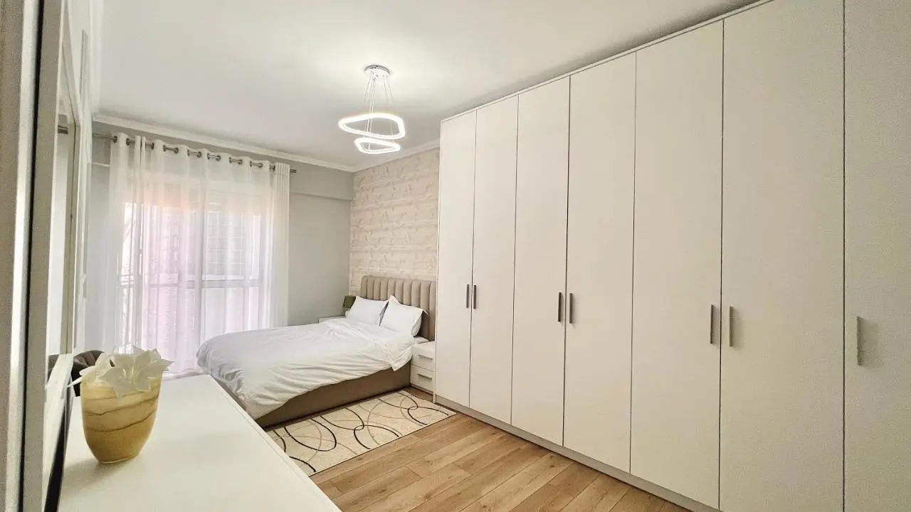 Zeus Tirana Suite