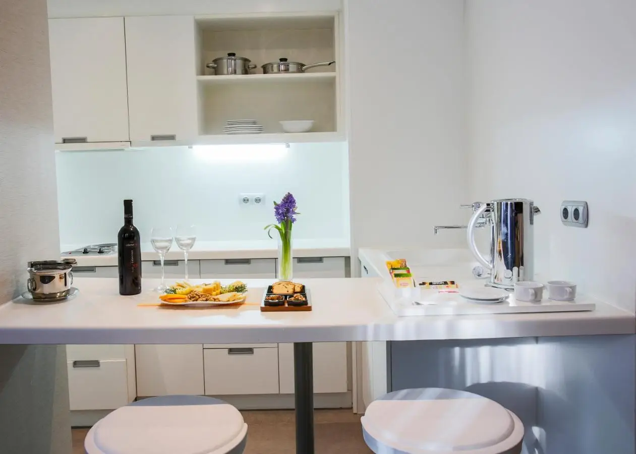 Housez Suites & Apartments Special Class