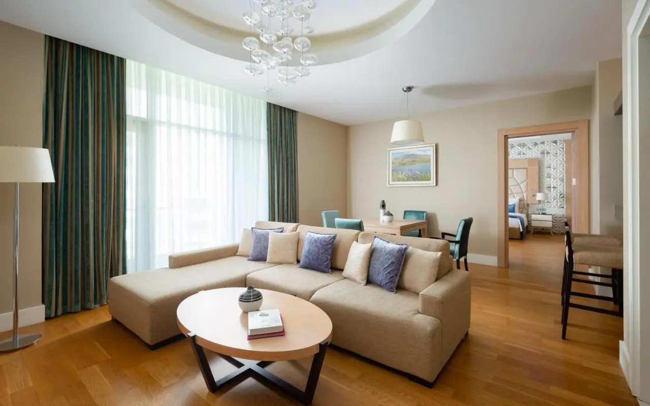 Badamdar Hotel and Residences