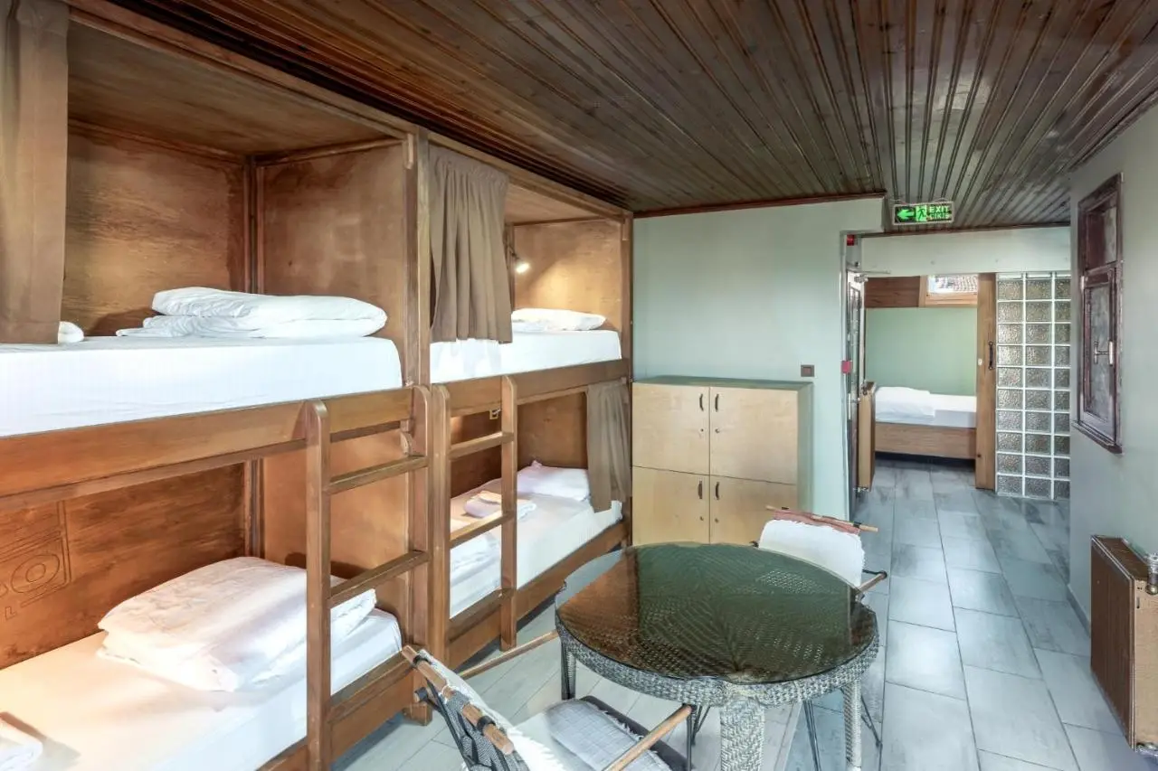 YOLO Hostel