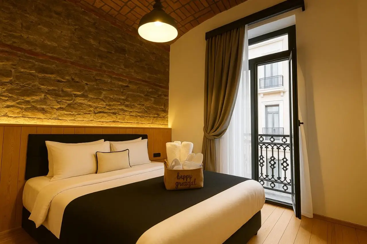 Taksim Istiklal Street Kamilbey Hotel