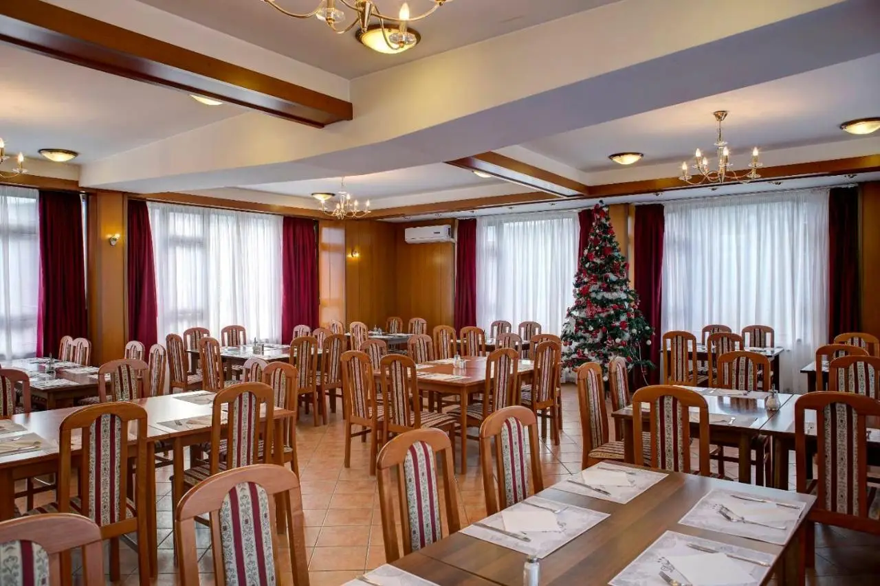Hotel Damis