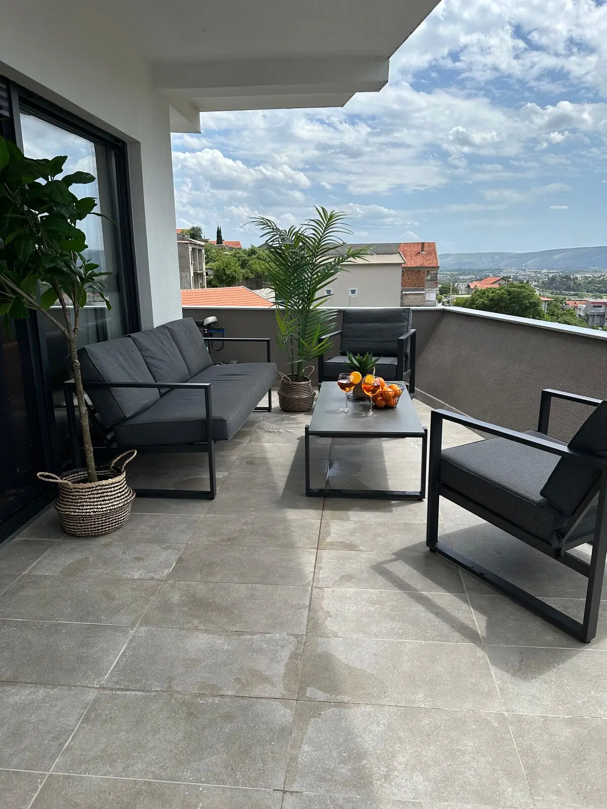 Sky hill residence Mostar