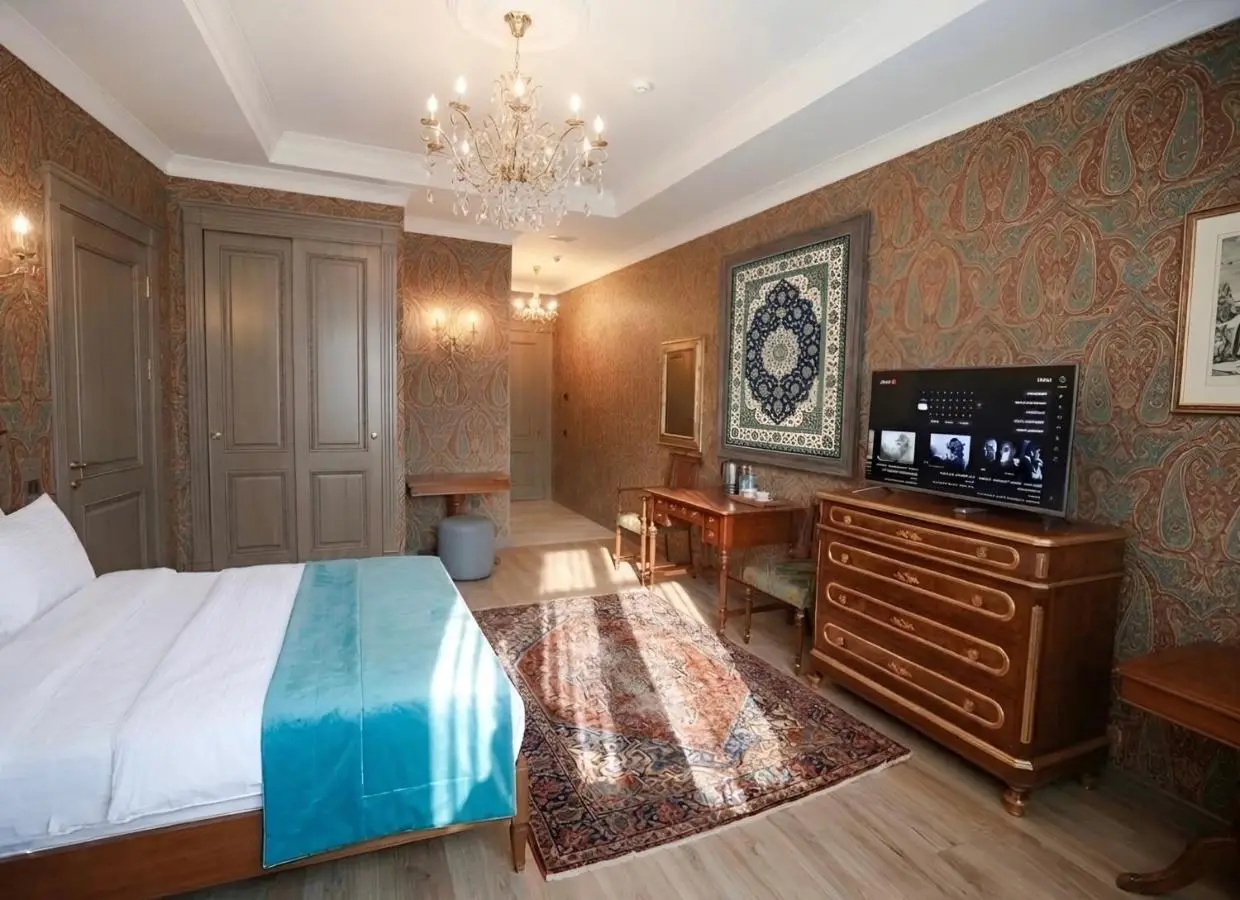 West inn Luxury Baku
