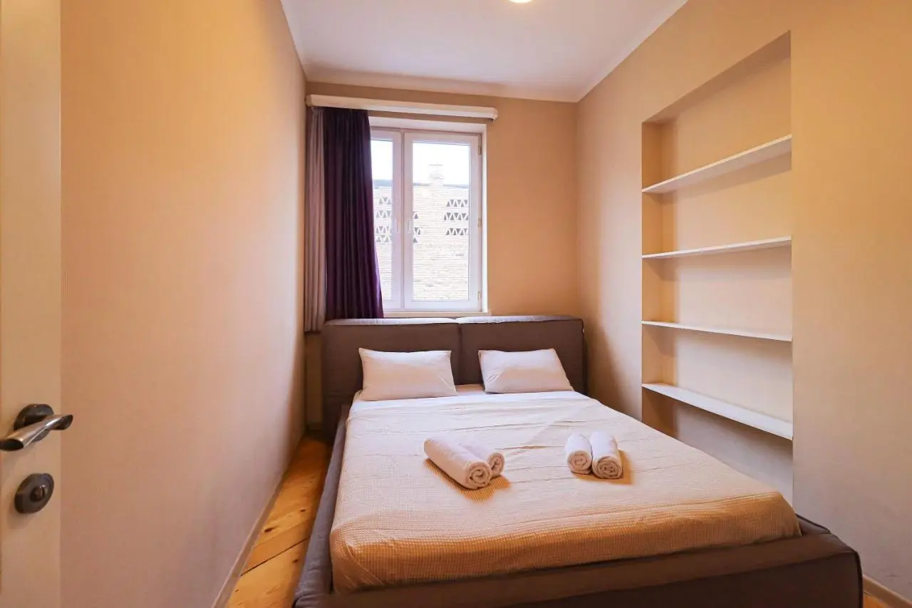 Wehost Duplex Near Rustaveli Avenue