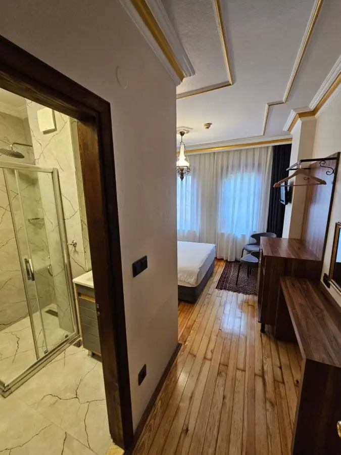 Gul Sultan Hotel