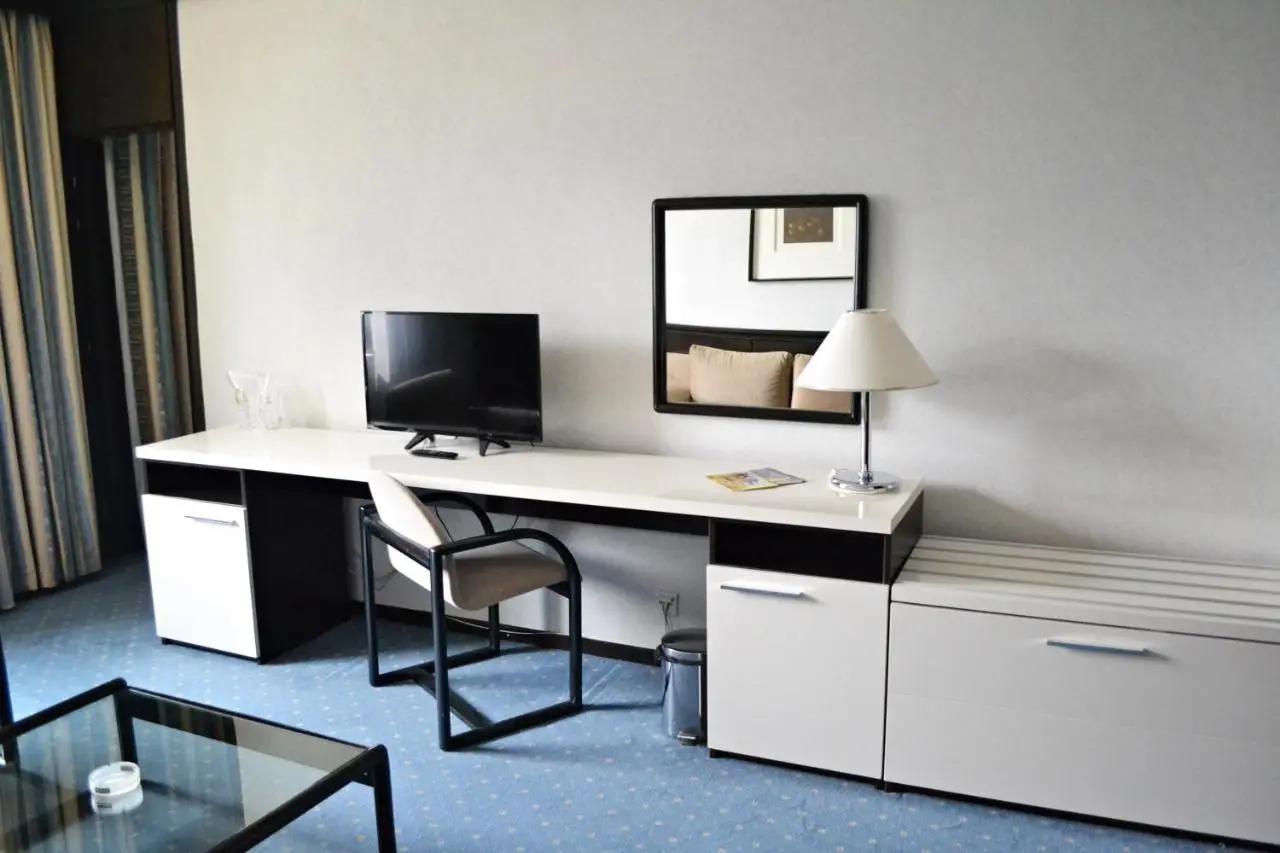 Hotel Holiday