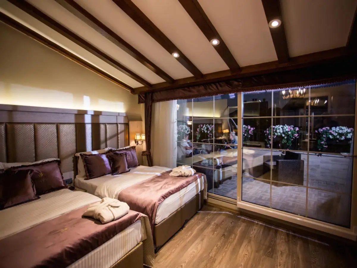 Bonne Sante Hotel