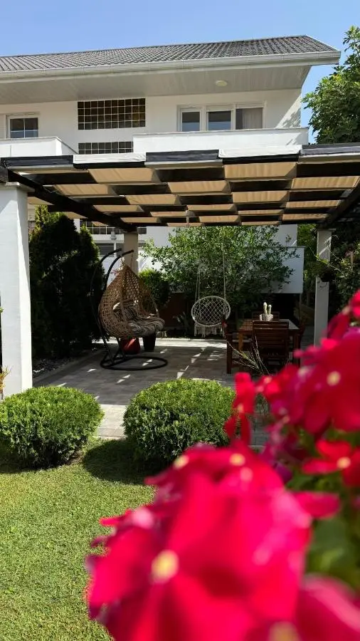 Guest House NO 13