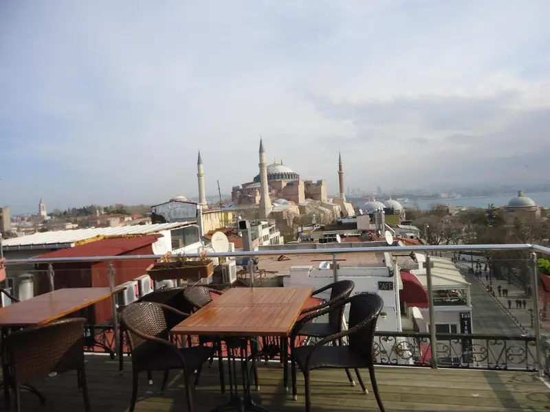 Lapis Inn Hotel & Spa ( Ex. Ambassador Hotel)