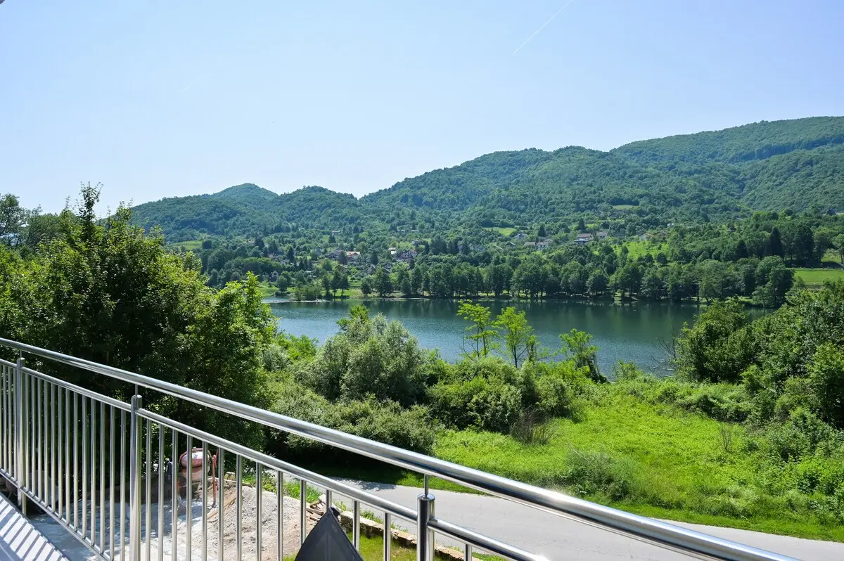 Villa Anita – Two-Bedroom Apartment, 2nd Floor (L)